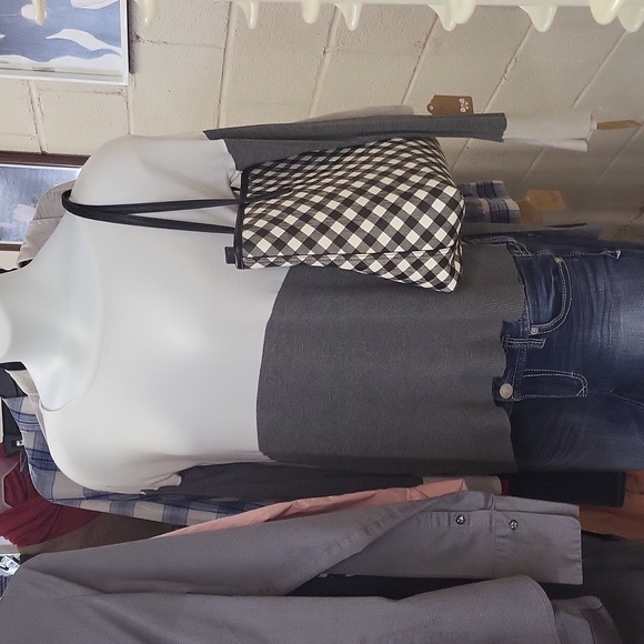 EXPRESS Long-sleeved SWEATER TOP - Picture 4 of 4